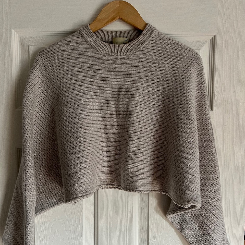 Aritzia Free People Cropped Wool sweater